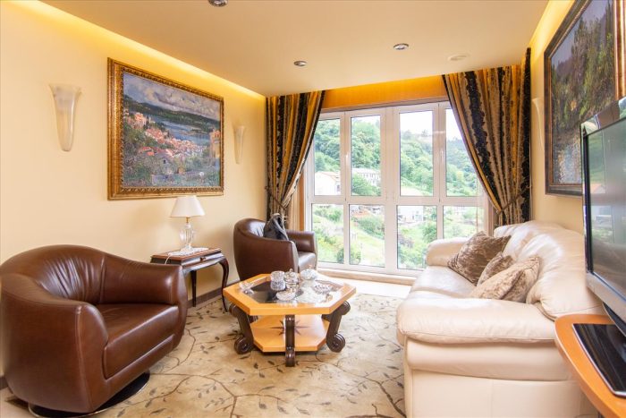 PISO EN PONTEDEUME DE LUJO - 2