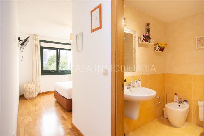 PISO EN VENTA EN CARRAL - 5