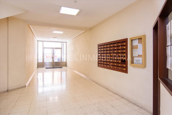 PISO EN VENTA EN CORUÑA CON ASCENSOR - 13