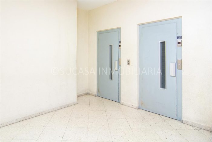 PISO EN VENTA EN CORUÑA CON ASCENSOR - 14